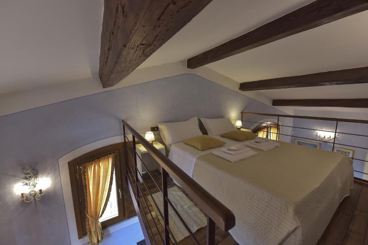 Sani Tourist House Pensión Florencia
